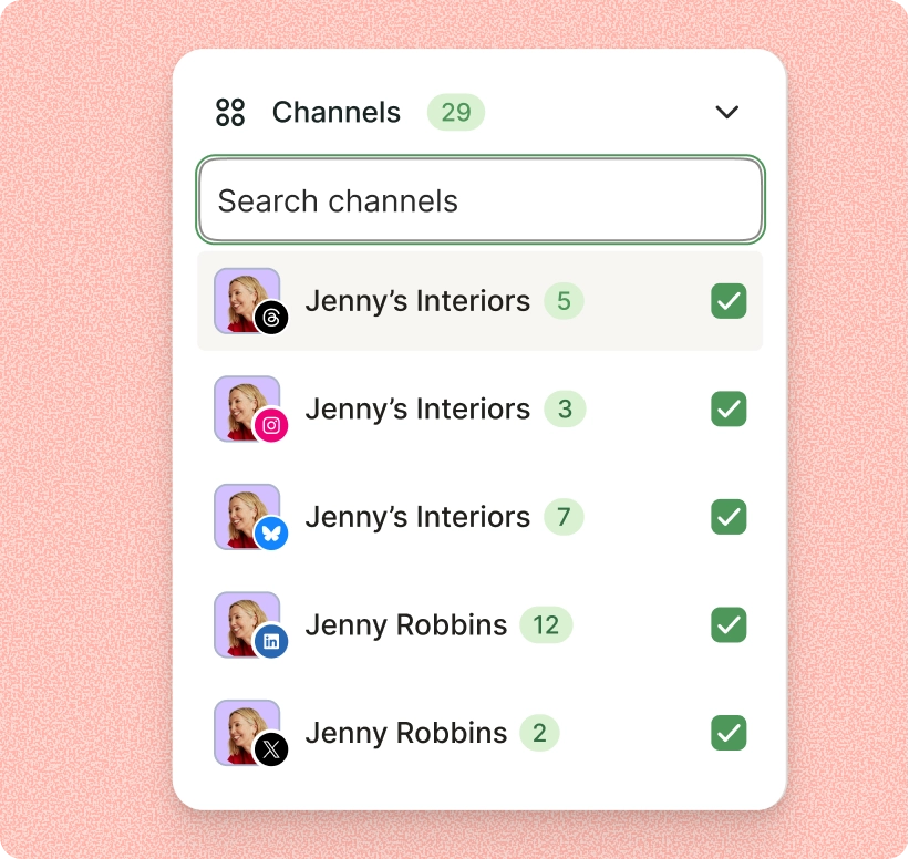 Lista de canales de comentarios de Postlane Community con notificaciones para Threads, Instagram, Bluesky, LinkedIn y otras plataformas.